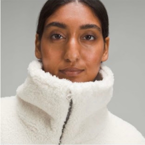 Lululemon Cinchable fleece zip size 6 color bone - Picture 8 of 9